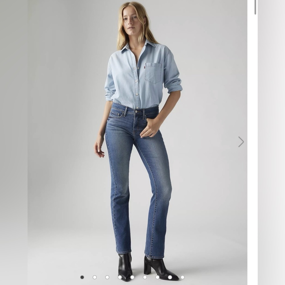 Levi’s 315 Shaping Bootcut Women’s Jeans - Size 28